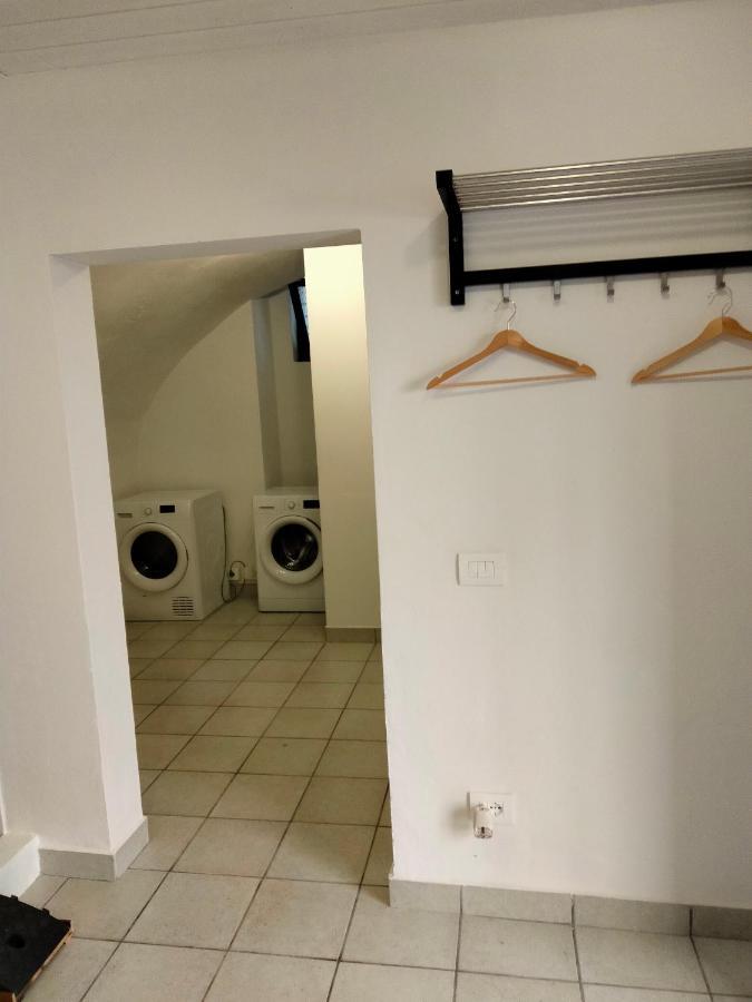 Casa Storta - Cycle Garage Con Biciclette Villa Pisogne Luaran gambar