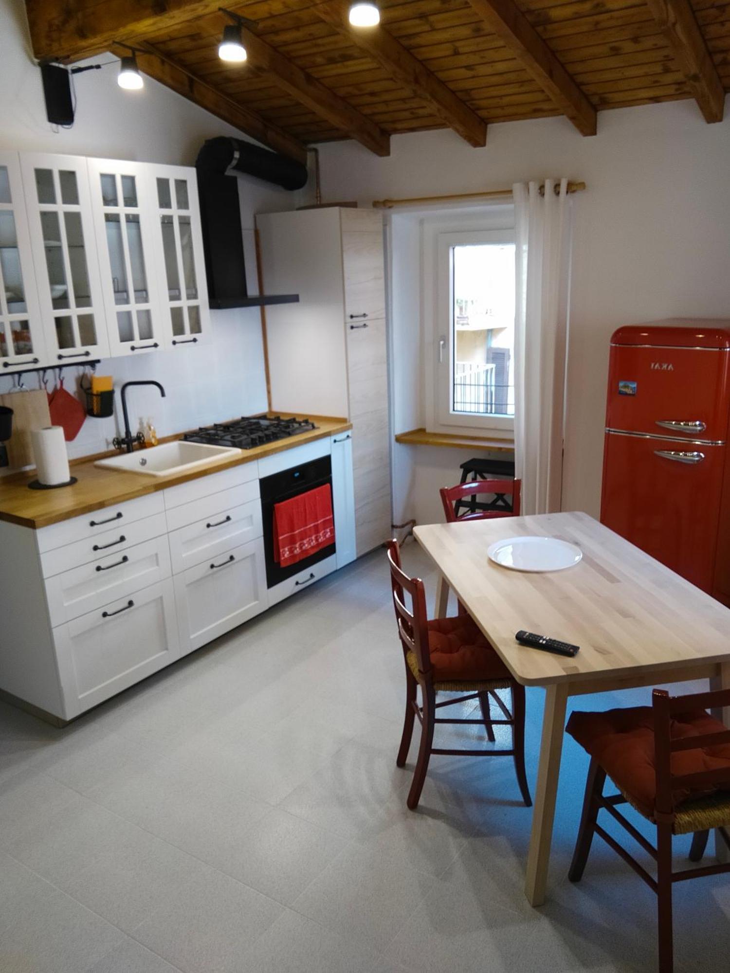 Casa Storta - Cycle Garage Con Biciclette Villa Pisogne Luaran gambar