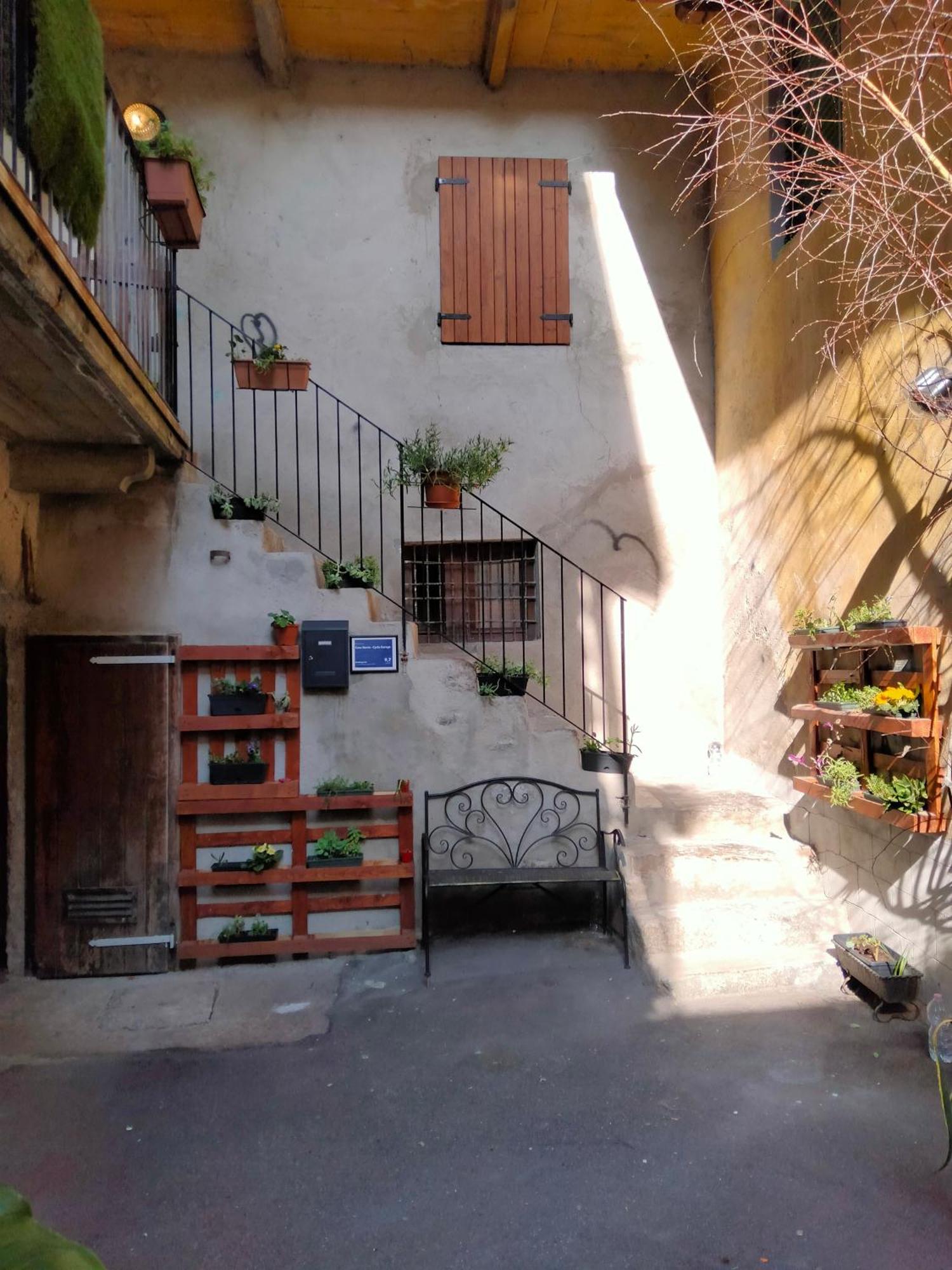 Casa Storta - Cycle Garage Con Biciclette Villa Pisogne Luaran gambar